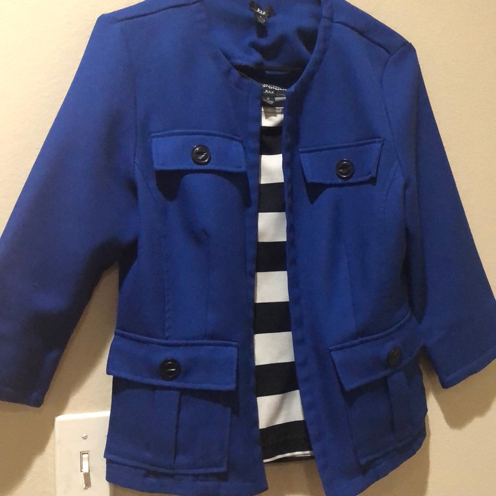 R&K Size 8 Women’s Suit Jacket with shell top